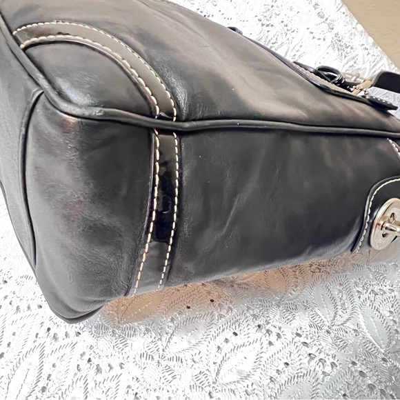 Coach Vintage Hampton Legacy F10412 Black Leather Tote Shoulder Bag - Picture 7 of 12